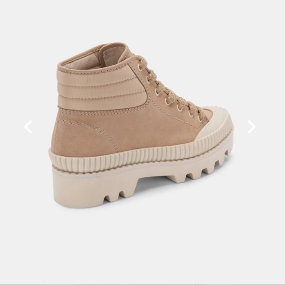 Brand new Dolce Vita Ociana sneakers in Dune Nubuck. - Picture 4 of 10